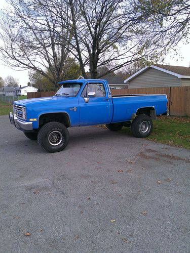 Chevy,lifted,4x4,mudder,truck,v8