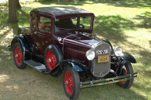 1931 ford model a deluxe 5 window coupe