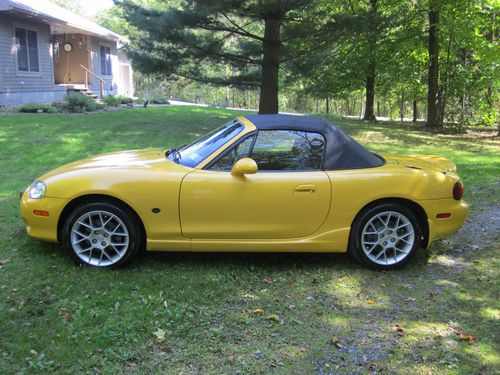 2002 blazing yellow mica miata special edition - 7800 miles!!