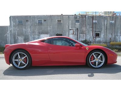 2010 ferrari 458 italia coupe like new! power daytona seats with black inserts