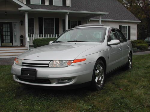 2002 saturn l-300 only 60,767k no reserve