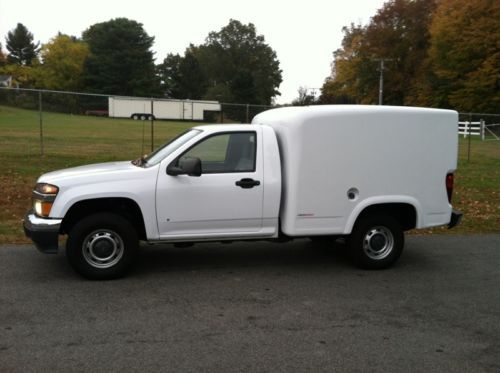 2008 chevy colorado service utility truck fiberglass astro body super clean!