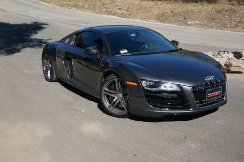 2012 audi r8 v 10