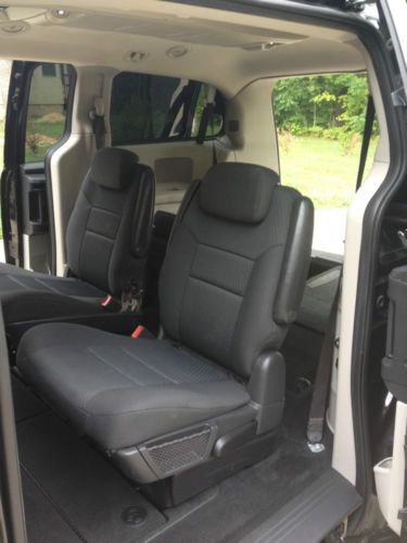 2010 Dodge Grand Caravan SXT Van 4-Door 3.8L - 3rd Row - New tires - 93,500 mile, US $10,995.00, image 8