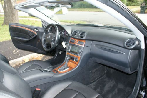 2008 Mercedes-Benz CLK550 Convertible AMG package, pedal shift., image 8