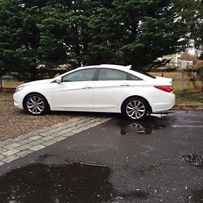 2011 hyundai sonata 2.0t limited white/wine