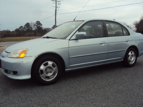 One owner 2003 honda civic hybrid sedan 4-door 1.3l runs 100% no reserve