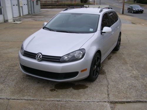2010 Volkswagon Jetta Sportwagon TDi Diesel, image 2