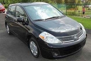 2009 nissan versa 1.8 s hb