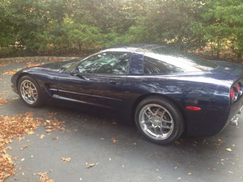 1999 navy blue corvette- targa top hatchback, 5.7 liter v8, auto transmission