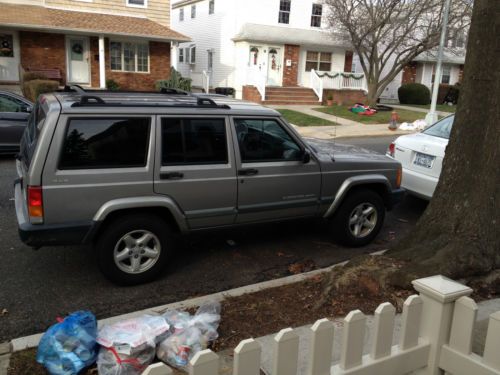 2000 jeep cherokee sport 4 x 4