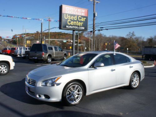 2012 nissan maxima 3.5 s