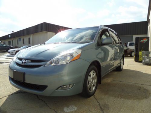 2008 Toyota Sienna XLE ****NO RESERVE****, image 6