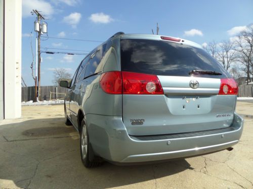 2008 Toyota Sienna XLE ****NO RESERVE****, image 7
