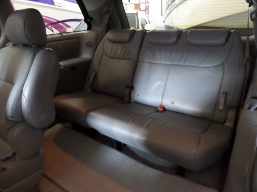 2008 Toyota Sienna XLE ****NO RESERVE****, image 11