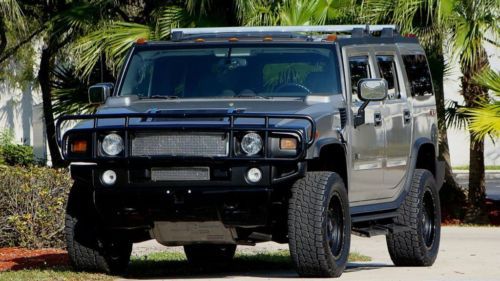 2005 hummer h2 top of the line sport utility vehicle 54,000 miles must see