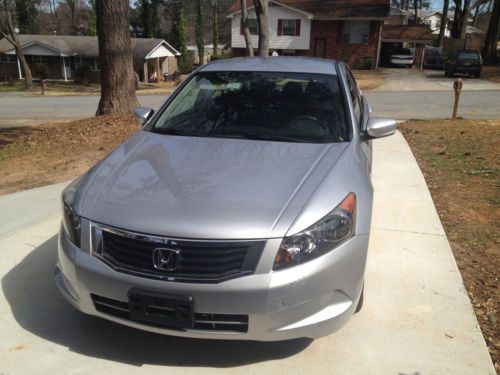 2008 honda accord lx-p sedan 4-door 2.4l, clean title, no reserve