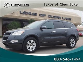 2010 chevrolet traverse fwd 4dr lt w/1lt  clean car fax financing