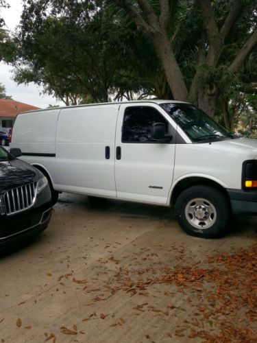 Chevy express van 2500