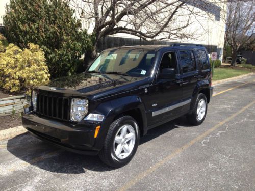 2012 jeep liberty sport sport utility 4-door 3.7l