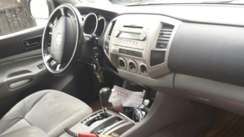 Toyota Tacoma SR5 4 door 4x4 4.0 6 cylinder motor, US $15,000.00, image 3