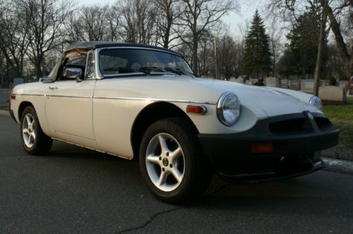 1979 mgb 1-owner gorgeous low miles unrestored original