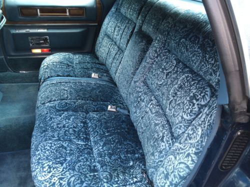 All original 29k mile 1975 Cadillac fleetwood brougham perfect condition!!, image 11