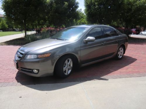 2007 acura tl,runs and drives great,clean