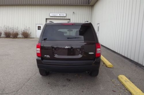 Latitude New SUV 2.4L CD Front Wheel Drive Power Steering ABS Brake Assist A/C, US $22,000.00, image 12