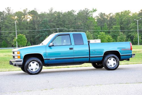 Chevy silverado / sierra / k1500 / cheyenne / 1 owner / ext cab / amazing cond