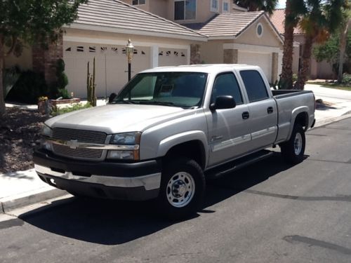 2004 chevrolet silverado 2500 hd ls crew cab pickup 4-door 6.6l