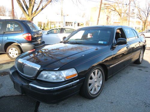 2004 lincoln town car executive "l" series black on black cheap car good runner