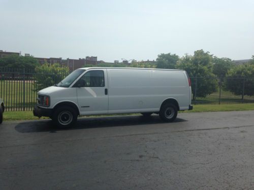 2000 chevrolet express 3500 base extended cargo van 3-door 5.7l