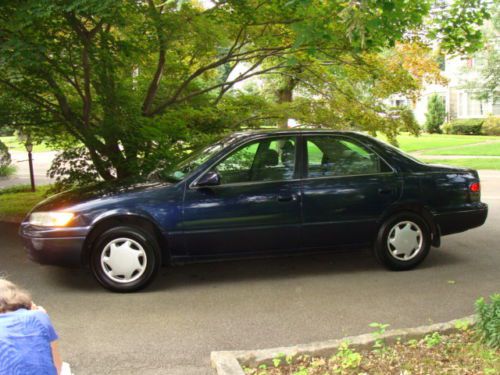 1999 toyota camry ce 4 door-  blue - 5 speed manual - 134,000 miles - runs great