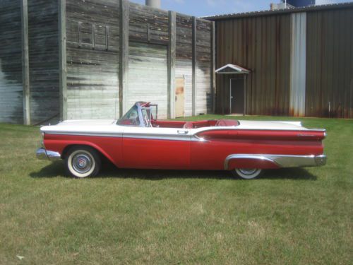 1959 FORD FAIRLANE  500 GALAXIE SKYLINER RETRACTABLE HARD TOP CONVERTABLE..., image 2