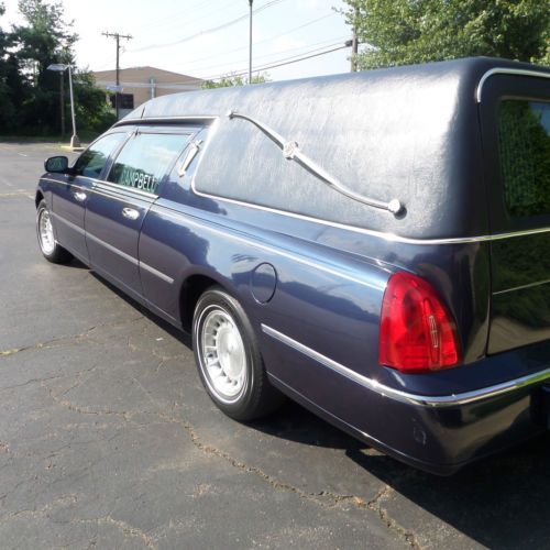 1999 Dark Blue Lincoln Town Car Executive Hearse, US $14,500.00, image 4
