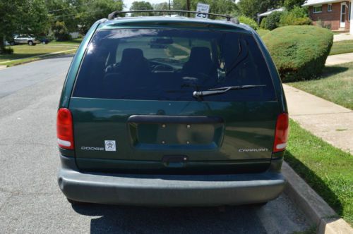 1998 Dodge Grand Caravan Mini Passenger Van 4-Door 3.0L, image 4