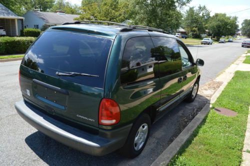 1998 Dodge Grand Caravan Mini Passenger Van 4-Door 3.0L, image 6