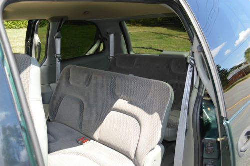 1998 Dodge Grand Caravan Mini Passenger Van 4-Door 3.0L, image 10