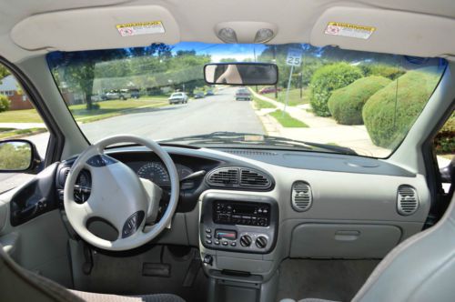 1998 Dodge Grand Caravan Mini Passenger Van 4-Door 3.0L, image 16