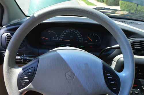 1998 Dodge Grand Caravan Mini Passenger Van 4-Door 3.0L, image 17