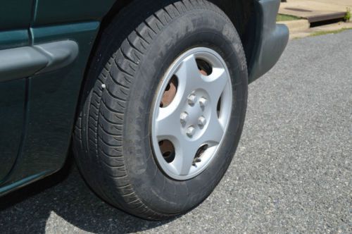 1998 Dodge Grand Caravan Mini Passenger Van 4-Door 3.0L, image 22