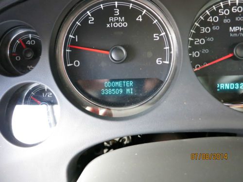 2007 Chevrolet Suburban 2500 LT Sport Utility 4-Door 6.0L, image 5