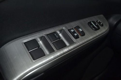 2012 Toyota Camry SE, image 10
