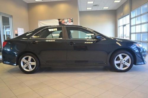 2012 Toyota Camry SE, image 11