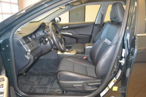 2012 Toyota Camry SE, image 18