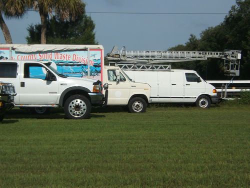 2002 dodge ram van with 40 foot aluminum ladder    "money maker"