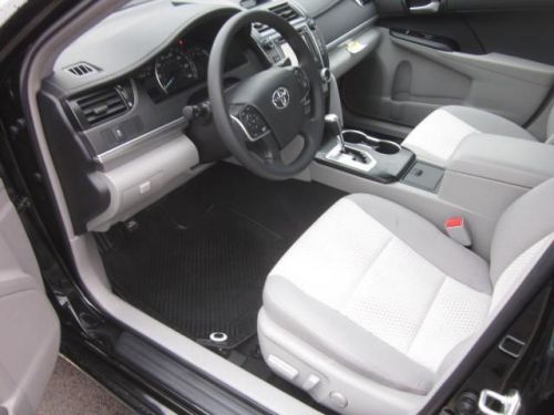 2014 toyota camry le