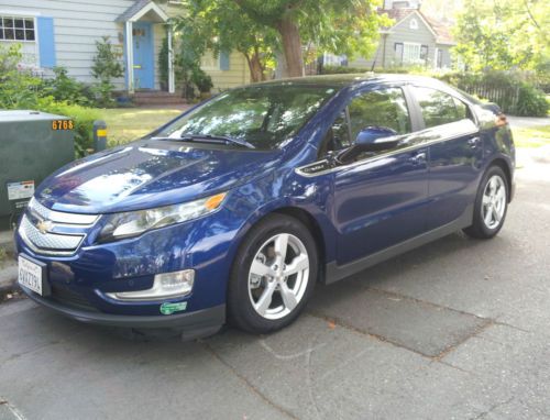 Great car, fun to drive, loaded with features! ~40 mi ev + ~335 mi gas