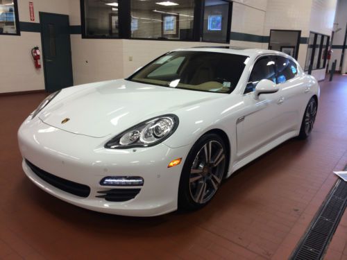 2013 porsche panamera s 4.8l v8 white/tan 14k miles excellent cond. we finance